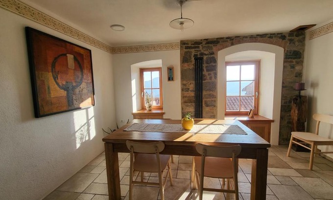 Ajdovscina House | Hiša Manira