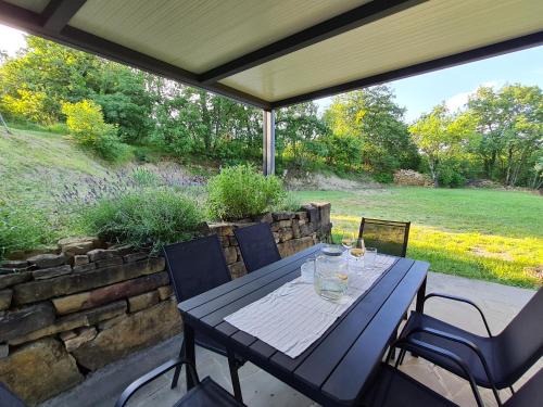 Hrvatini House | Discover Hiška na hribu: Pet and Child-Friendly Retreat