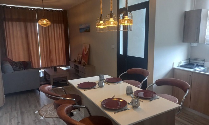 Flic-en-Flac Apartment | Pet-Friendly Hich Panoramique B1 for Family Getaways