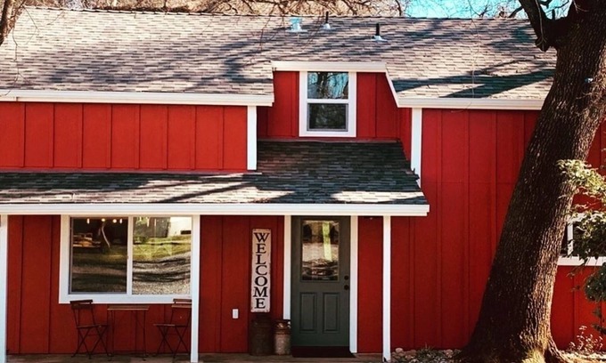 Cedar Ridge House | Experience Hidden Falls Farmhouse: Guest Rated 10/10!