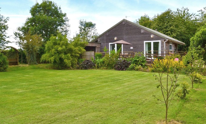 Skegness Cottage | Ideal 2-Bedroom Accommodation in Wainfleet, Near Skegness