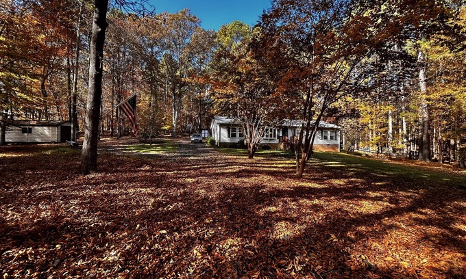 Durham House | Relaxing Retreat by The Eno River with Hot Tub & Pool