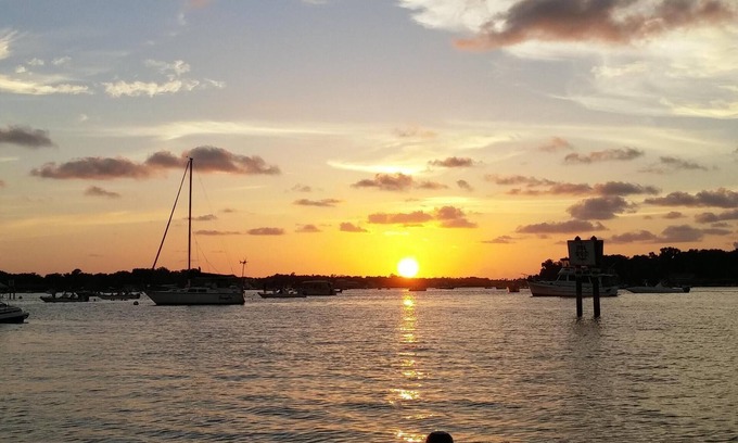 Crystal River Cottage | Discover a Hidden Gem in Crystal River with Ocean Views