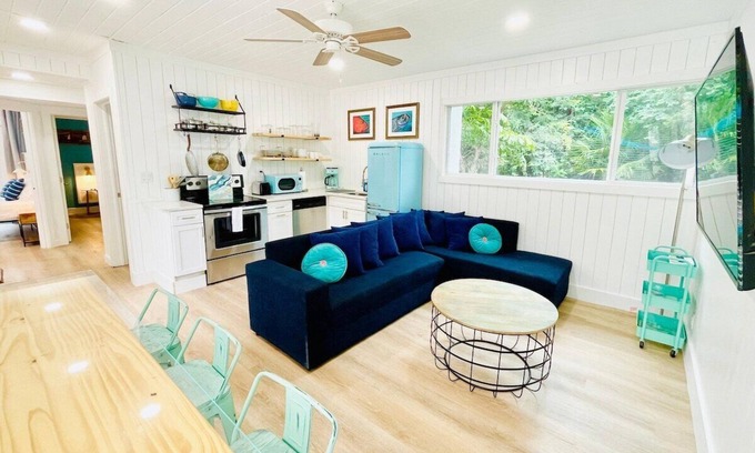 Islamorada Apartment | Oceanfront Oasis in Islamorada | Guest Rated 9.8