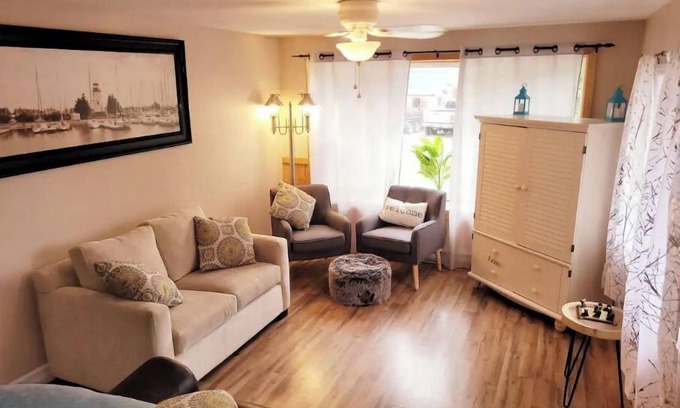 St. Charles Cottage | Lakefront Retreat: Pet-Friendly with Hot Tub & Scenic Views