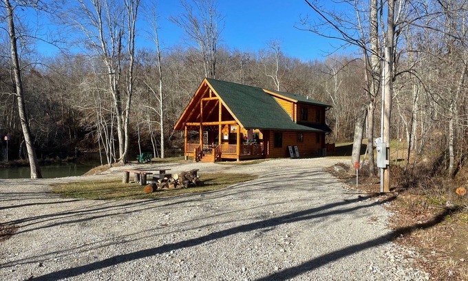 Nelsonville Cabin | Discover a Hidden Gem: Log Cabin with Ocean Views & Spa