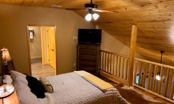 Gruene Apartment | Discover a Hidden Gem Condo in Gruene - Family Friendly!