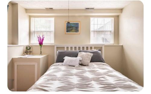 Frederick Apartment | Discover a Hidden Gem with Pool and Ocean View Near Downtown