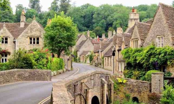 Wotton-under-Edge Cottage | Discover a Hidden Gem on the Cotswolds' Edge