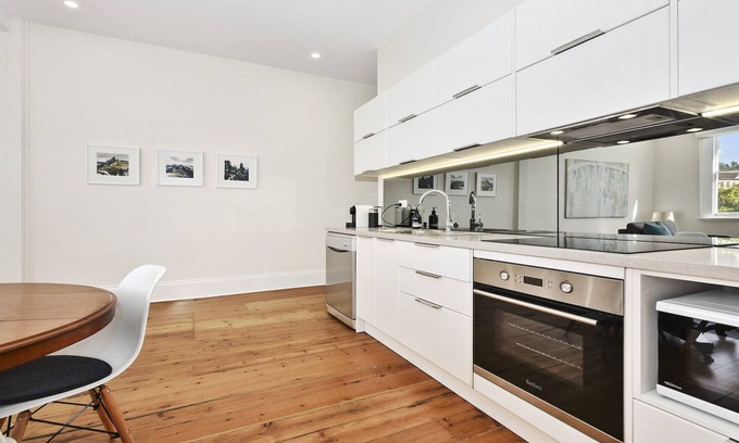 Launceston CBD Apartment | Explore a Hidden Inner City Apartment in Launceston