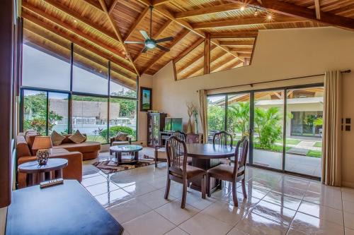 Nosara Villa | Discover Hidden Palms: Ocean View with Hot Tub & Pool