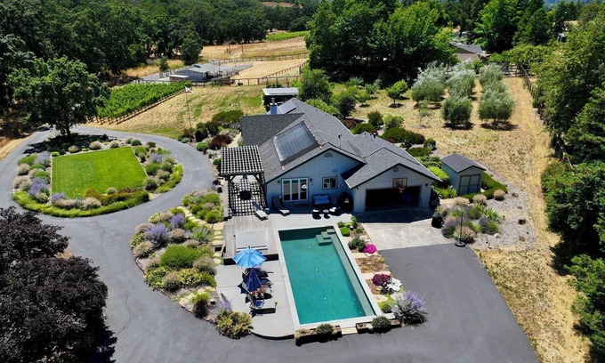 Healdsburg House | Discover Hidden Pocket: Resort-Like Living by Healdsburg