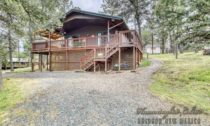 Ruidoso Cabin | Discover 'Secret Goldmine!' With Hot Tub & Pet-Friendly Stays