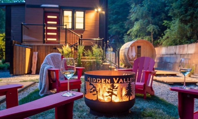 Burlington Cabin | Hidden Valley Hideaway
