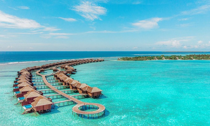 Dhonakulhi Resort | Escape to Hideaway Beach Resort & Spa - 5-Star Oasis