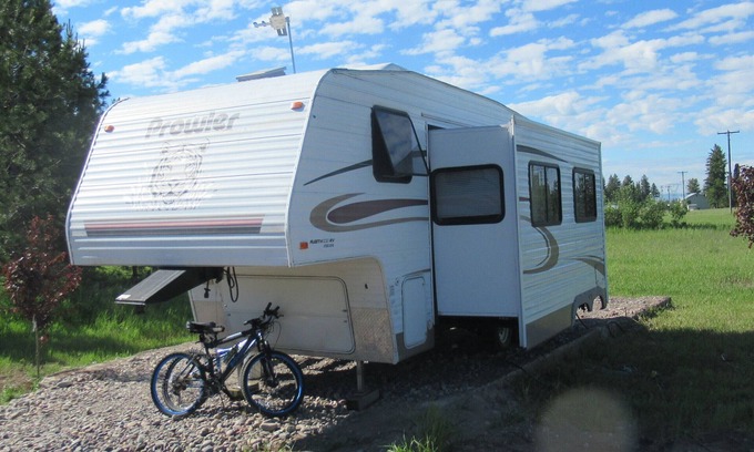 Columbia Falls House | Tranquil Retreat with WiFi, Spa & Pet-Friendly Amenities