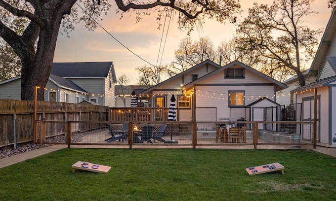 Paso Robles House | Relaxing Hideaway on Oak with Fire Pit & Family Amenities