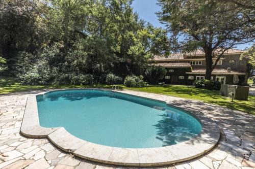 Malveira da Serra Villa | Relaxing Hideaway Paradise by CadenzaLux with Pool Access