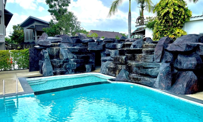 Ban Chang Hotel | Idyllic Hideaway Resort Ban Chang with Pool & Spa Access