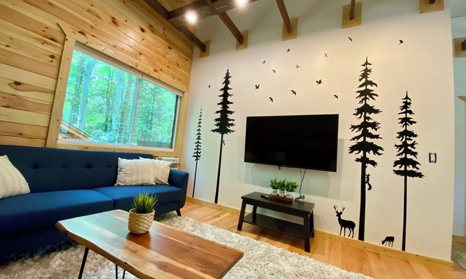 Hamlin House | Ideal Hideout Home Steps from Pool, Beach & Ski Lift