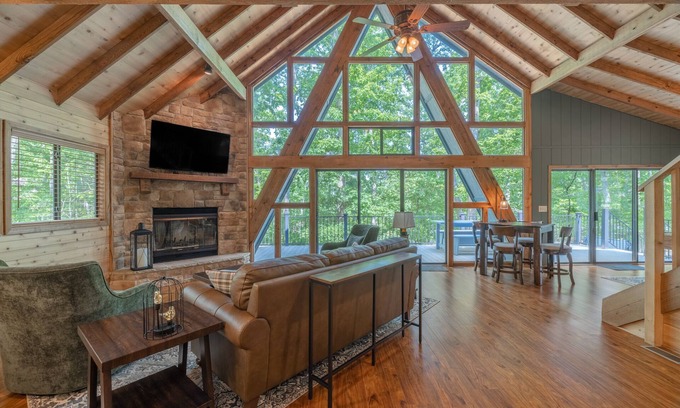 Innsbrook Ski Chalet | Relaxing Hideout in the Woods with Lake and Ocean Views