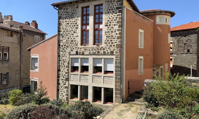 Le Puy-en-Velay Apartment | Comfortable Getaway Near Nature | Le Puy en Velay