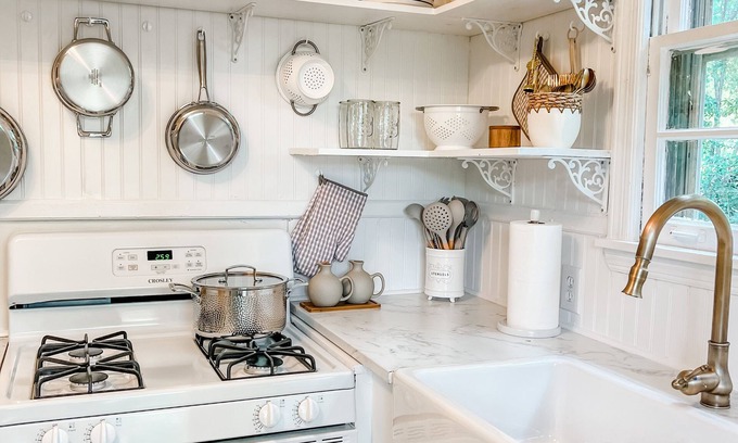 University District House | Pet-Friendly High Point Hideaway Near The Hub - Guest Rated 9/10