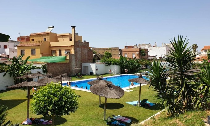 La Algaba Apartment | Inviting 1-Bedroom Apartment in La Algaba for Families