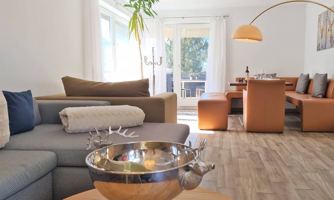 Mitterbach Apartment | Top-Rated Höhenflug Apartment with Mountain Views & Pool