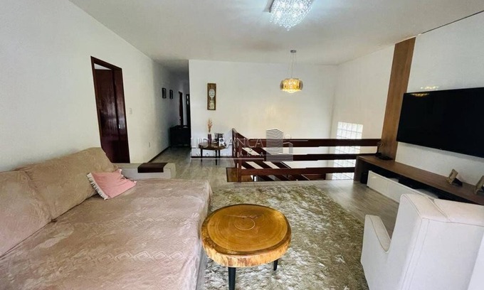 Itacorubi House | Elegant Island Retreat with Pool, Spa & Pet-Friendly Options