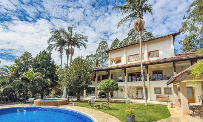 Jardim Nossa Senhora das Gracas House | High-Standard Refuge in Granja Viana