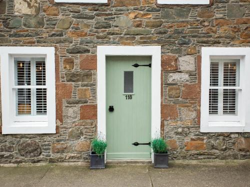 Kirkcudbright House | High Street: Family and Pet-Friendly Getaway Awaits!