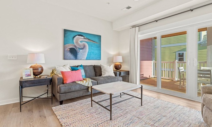 Bermuda Bay House | Oceanfront High Tide 2 Bedroom at Cambridge Reserve