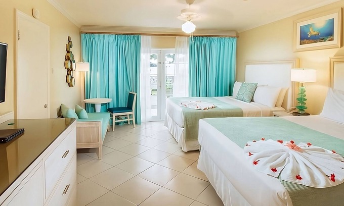 Rodney Bay Apartment | Relaxing Retreat with Pool, Beach Access & Full Kitchen