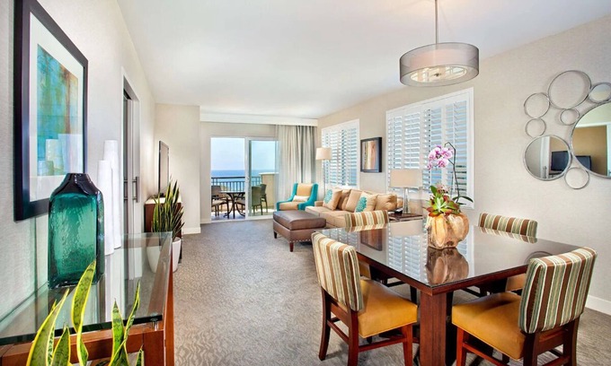 Carlsbad Hotel | High Tides and Good Vibes! Pool, Pets Welcome Near Beach