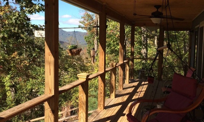 Asheville House | High Windy: Ridge-Top Retreat Near Asheville with Amenities