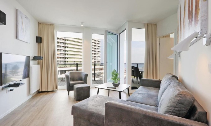 Alt-Travemunde/Ronnau Apartment | Comfortable 2 Bedroom Accommodation in Lübeck Travemünde