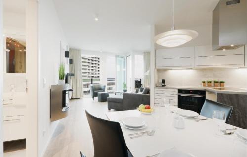 Alt-Travemunde/Ronnau Apartment | Delightful Apartment in Lübeck Travemünde with Sauna Access