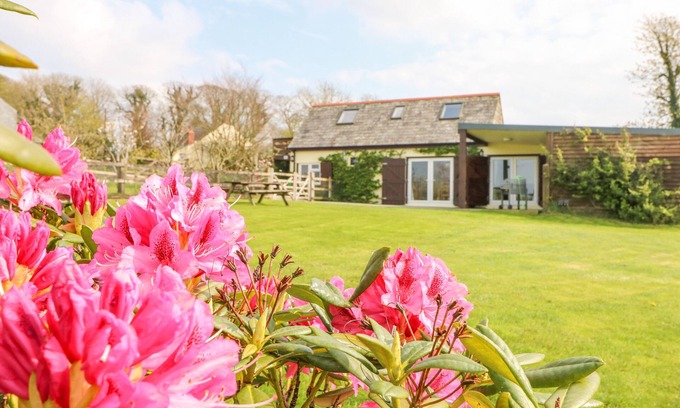 Bodmin Cottage | Higher Kernick Stable: Pet-Friendly Retreat with Garden