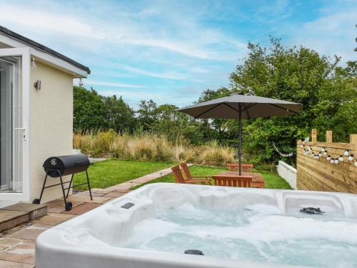 Ammanford House | Inviting Highfield Bungalow with Hot Tub & Pet-Friendly Perks