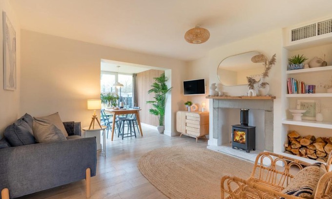 Blythburgh House | Pet-Friendly Retreat at Highfields - Blythburgh, Rated 10/10