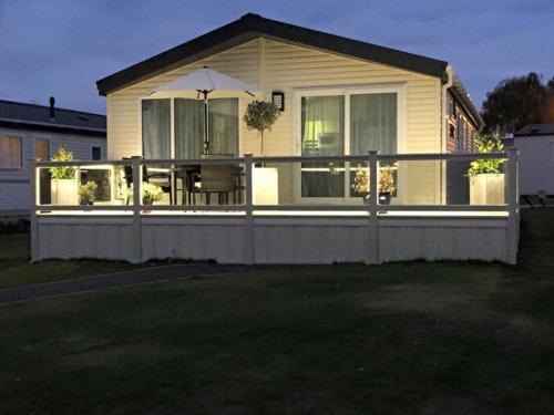 Clacton-on-Sea Other | Discover Highfields Holiday Park Clacton: Oceanfront Retreat