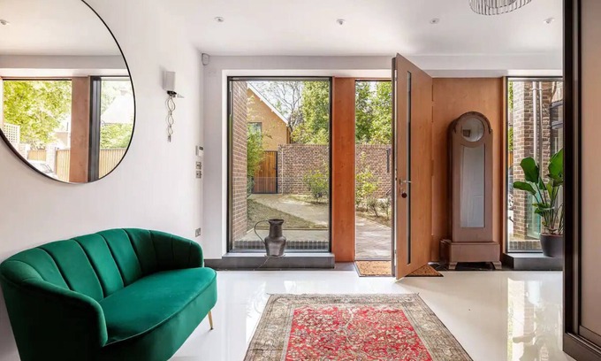 Highgate House | Highgate: 4-Bedroom House with Indoor Pool & Spa Access