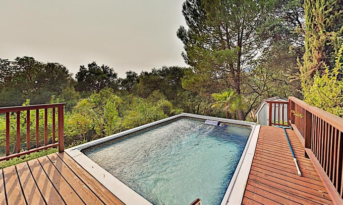 Cloverdale House | Highland Oasis: Pet-Friendly Retreat with Pool & Hot Tub