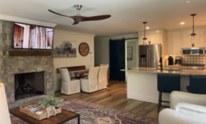 Highlands House | Highlands: Perfect Spot for Comfort, Style & Pet Lovers
