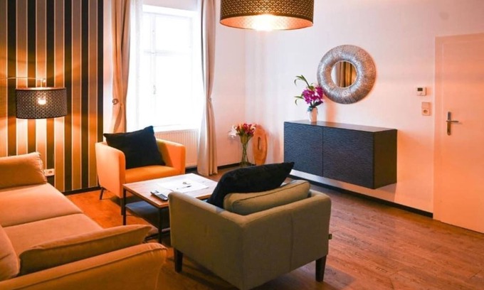 Innere Stadt Apartment | Accessible Haven at Highlight Apartment Hofburg