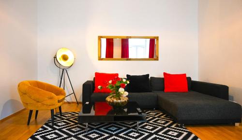 Roßau Apartment | Discover Highlight Suite at Universitaet Wien - 4-Star Retreat