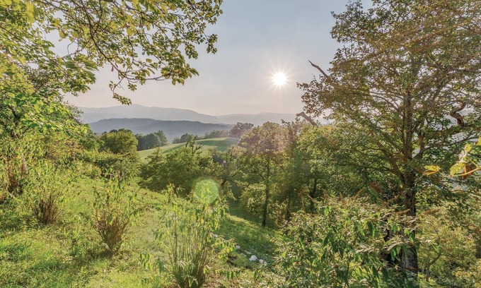 Albareto House | Enchanting Country Houses in Ghirardi Nature Reserve