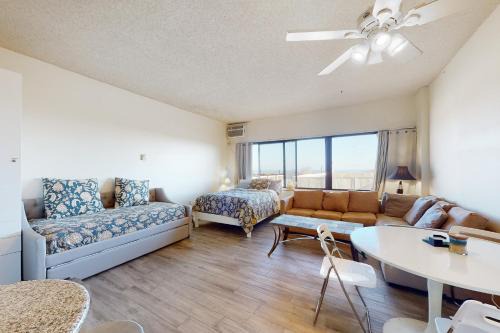 North Ocean City Hotel | Seaside Retreat at Highpoint North M1 with Ocean Views
