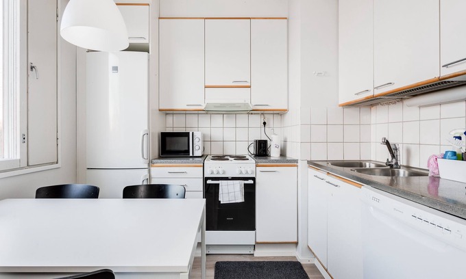 Hameenlinna Apartment | Pet-Friendly Hiisi Homes Hämeenlinna Idänpää with Breakfast